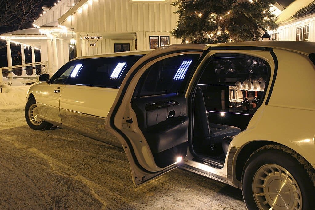 Corporate Limo Rental Miami